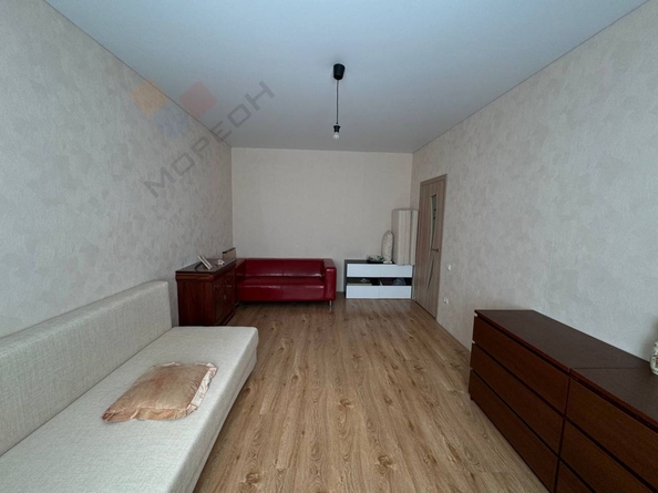 
   Продам 1-комнатную, 38.5 м², Восточно-Кругликовская ул, 22/3

. Фото 3.