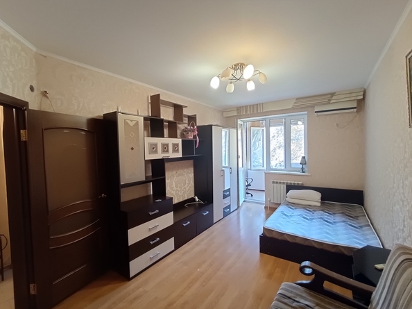 
   Продам 1-комнатную, 40 м², Стахановская ул, 19к2

. Фото 21.