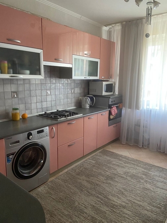 
   Продам 3-комнатную, 67 м², Ленина ул, 219

. Фото 1.