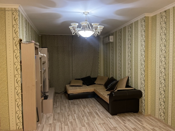 
   Продам 2-комнатную, 78 м², Ленина ул, 183

. Фото 10.