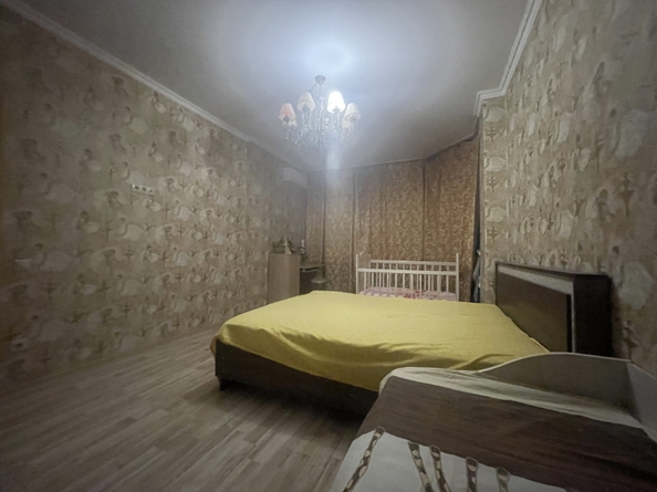 
   Продам 2-комнатную, 78 м², Ленина ул, 183

. Фото 26.