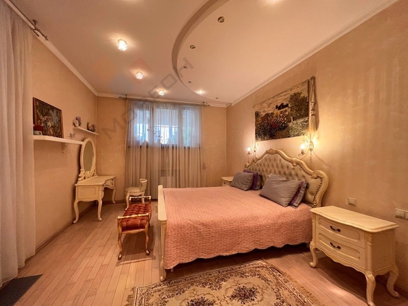 
   Продам дом, 396.9 м², Краснодар

. Фото 28.