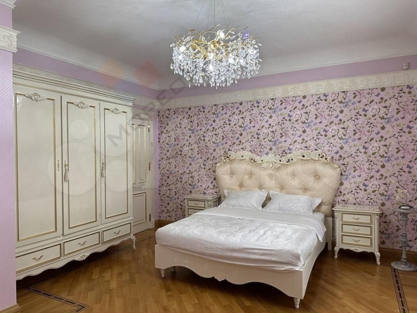 
   Продам дом, 796 м², Краснодар

. Фото 3.