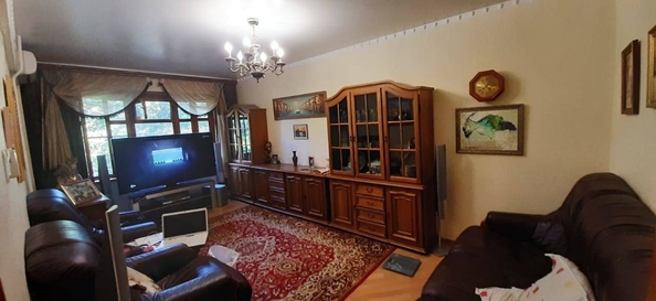 
   Продам 3-комнатную, 68 м², Макаренко ул, 35

. Фото 1.