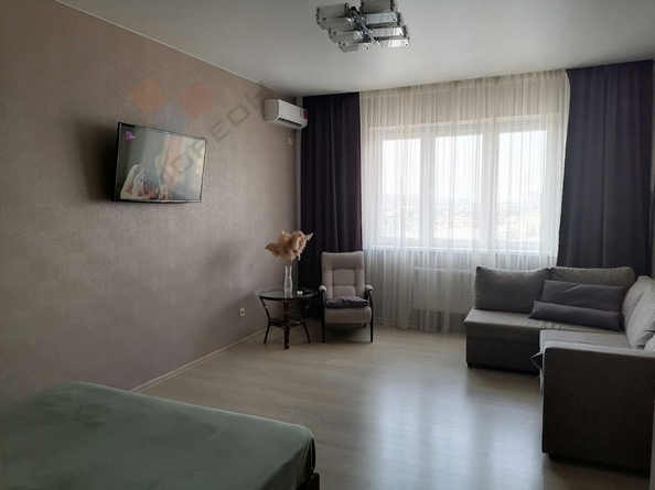 
   Продам 1-комнатную, 51 м², Октябрьская ул, 181/2к1

. Фото 10.