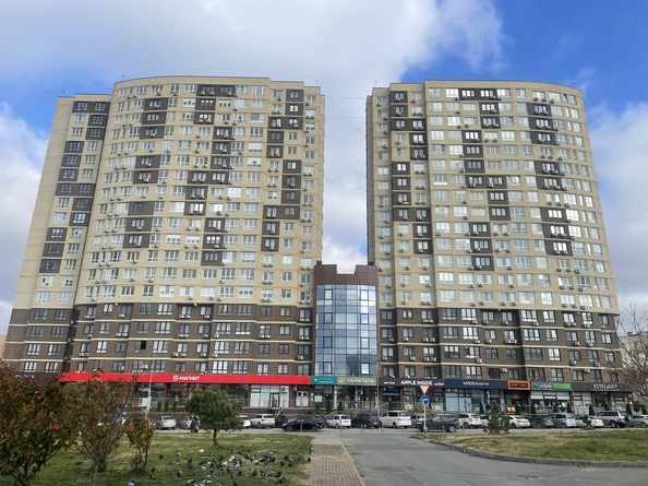 
   Продам 1-комнатную, 42 м², Ленина ул, 173Ак4

. Фото 2.