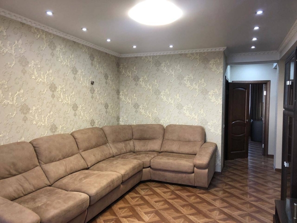 
   Продам 3-комнатную, 90 м², Учительская ул, 18В

. Фото 9.