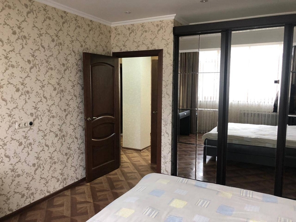 
   Продам 3-комнатную, 90 м², Учительская ул, 18В

. Фото 13.