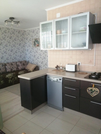 
   Продам 2-комнатную, 55 м², Рождественская ул, 57к2

. Фото 2.