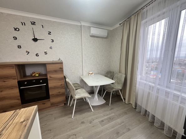 
   Продам 3-комнатную, 81 м², Астраханская ул, 71А

. Фото 19.