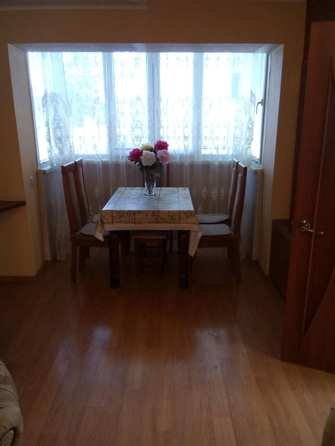 
   Продам 3-комнатную, 45 м², Конституции СССР ул, 10

. Фото 10.