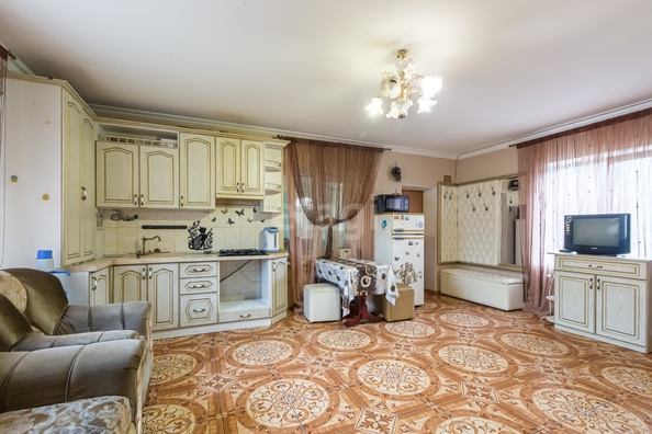 
   Продам дом, 224 м², Краснодар

. Фото 3.