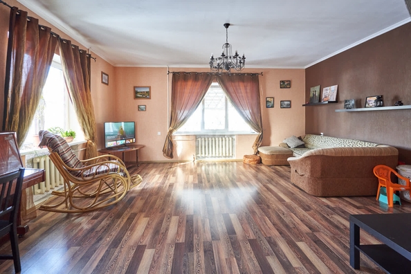 
   Продам дом, 250 м², Краснодар

. Фото 12.