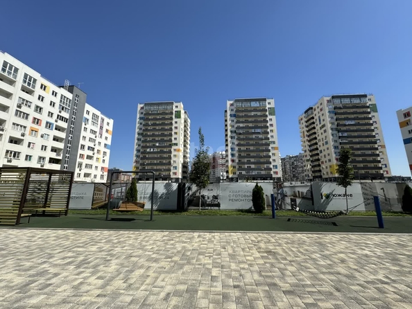 
   Продам 3-комнатную, 70.3 м², Даниила Смоляна ул, 65

. Фото 2.