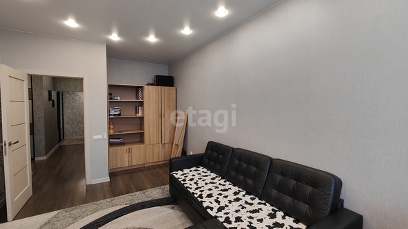 
   Продам 3-комнатную, 92.2 м², Круговая ул, 4в/1

. Фото 3.