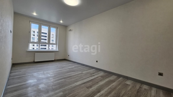 
   Продам 2-комнатную, 48.5 м², Питерская ул, 40/1

. Фото 2.