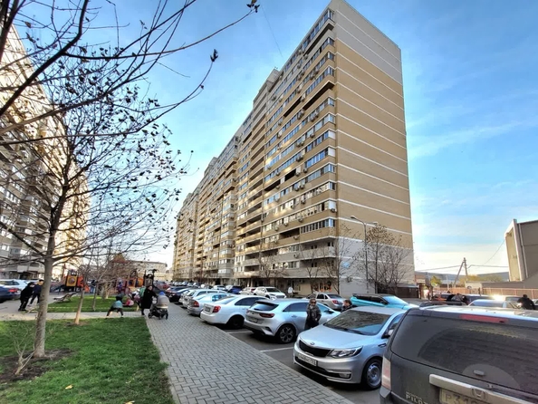 
   Продам 2-комнатную, 49.3 м², Московская ул, 144/1

. Фото 33.