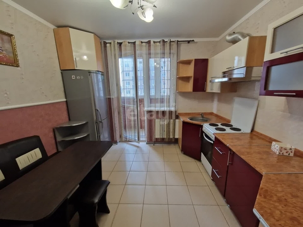 
   Продам 2-комнатную, 53.9 м², Московская ул, 129

. Фото 3.