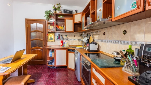 
   Продам 1-комнатную, 39.9 м², Московская ул, 92

. Фото 2.