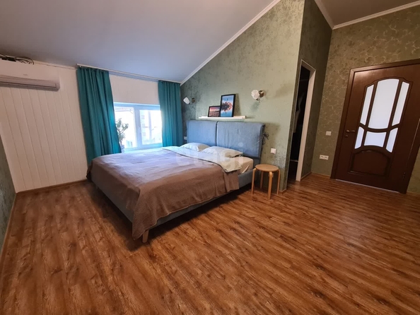 
   Продам 4-комнатную, 147.7 м², Западно-Кругликовская ул, 9/3

. Фото 2.