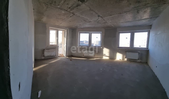 
   Продам 1-комнатную, 71.9 м², Кубанская Набережная ул, 56

. Фото 3.