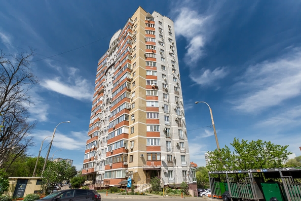 
   Продам 1-комнатную, 50.9 м², Ставропольская ул, 207/1

. Фото 30.