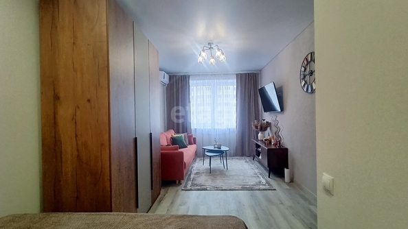 
   Продам 1-комнатную, 39 м², Заполярная ул, 39/10

. Фото 4.