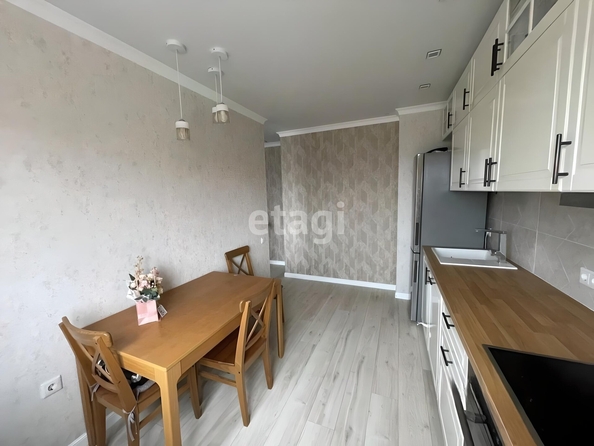 
   Продам 2-комнатную, 60.1 м², Командорская ул, 9/1

. Фото 3.