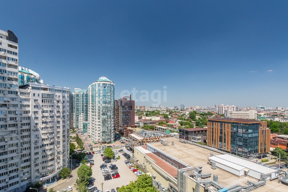 
   Продам 3-комнатную, 88.4 м², Кубанская Набережная ул, 31/1

. Фото 20.