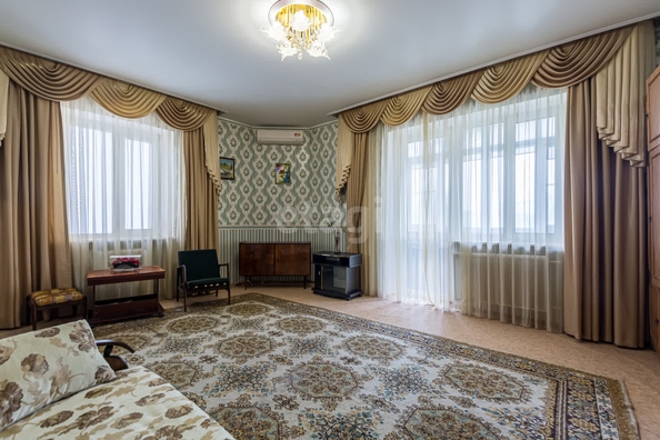 
   Продам 1-комнатную, 78.9 м², Аксайская ул, 40/3

. Фото 1.