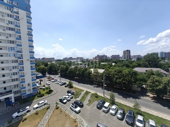 
   Продам 2-комнатную, 85 м², Шоссе Нефтяников ул, 18/2

. Фото 25.