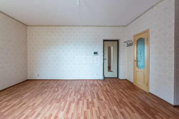 
   Продам студию, 30.2 м², Парижская ул, 21

. Фото 6.