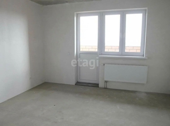 
   Продам 3-комнатную, 75.4 м², Стахановская ул, 1/5  4

. Фото 2.