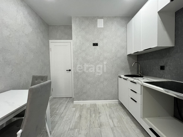 
   Продам 1-комнатную, 35.1 м², Заполярная ул, 39/10

. Фото 5.