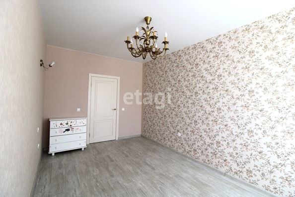 
   Продам 2-комнатную, 60.9 м², Командорская ул, 3/1

. Фото 3.