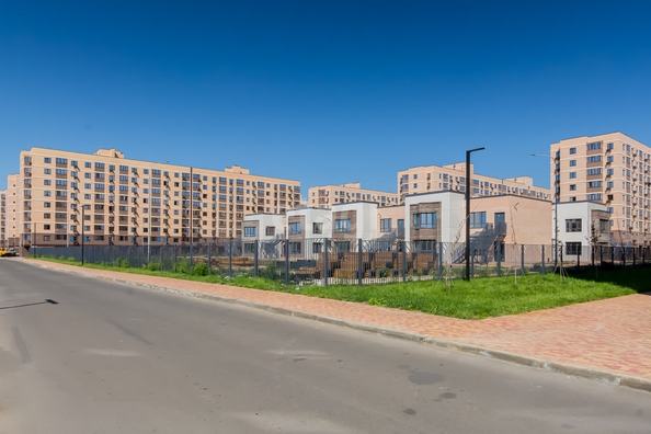 
   Продам 3-комнатную, 68.2 м², Скандинавская ул, 1/3

. Фото 33.