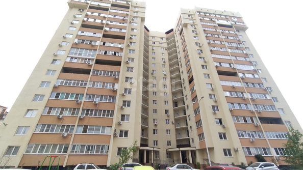 
   Продам 2-комнатную, 57 м², Домбайская ул, 10

. Фото 25.