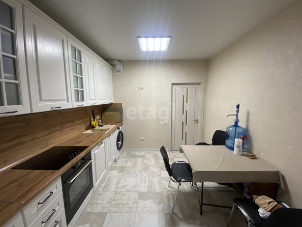 
   Продам 2-комнатную, 64.7 м², Уральская ул, 75/2

. Фото 2.