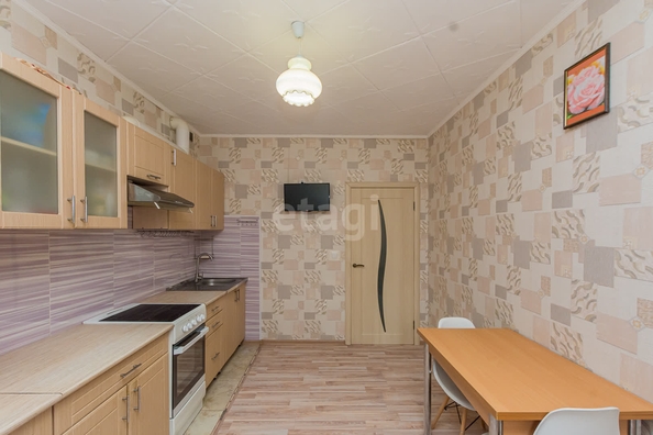 
   Продам 2-комнатную, 58 м², Жигулёвская ул, 15

. Фото 1.