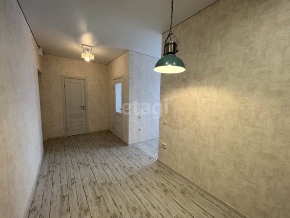 
   Продам 1-комнатную, 43 м², Заполярная ул, 45/1

. Фото 11.