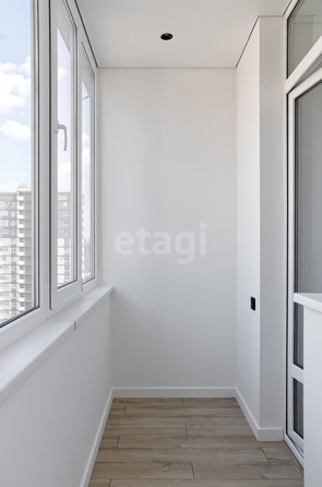 
   Продам 2-комнатную, 65.9 м², Стахановская ул, 1/5  4

. Фото 16.