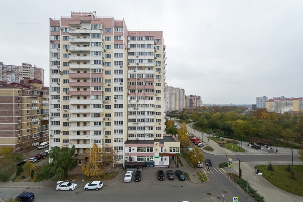 
   Продам 2-комнатную, 71 м², Артезианская ул, 20

. Фото 7.