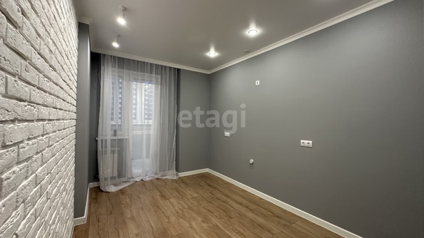 
   Продам 1-комнатную, 37.8 м², Адмиралтейский б-р, 3/3

. Фото 13.