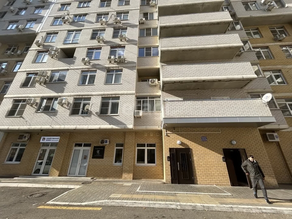 
   Продам 1-комнатную, 40 м², Селезнева ул, 4/4

. Фото 9.