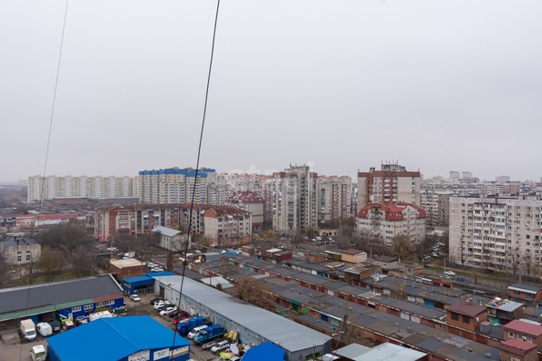 
   Продам 2-комнатную, 55.9 м², Харьковская ул, 83/6

. Фото 9.