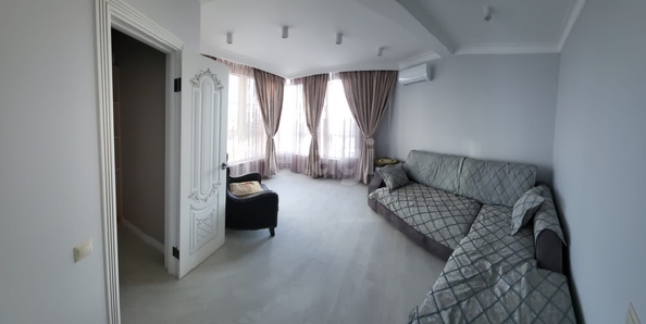 
  Сдам в аренду 4-комнатную квартиру, 110 м², Краснодар

. Фото 5.