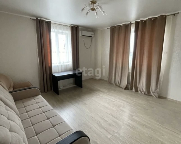 
  Сдам в аренду 2-комнатную квартиру, 80 м², Краснодар

. Фото 2.