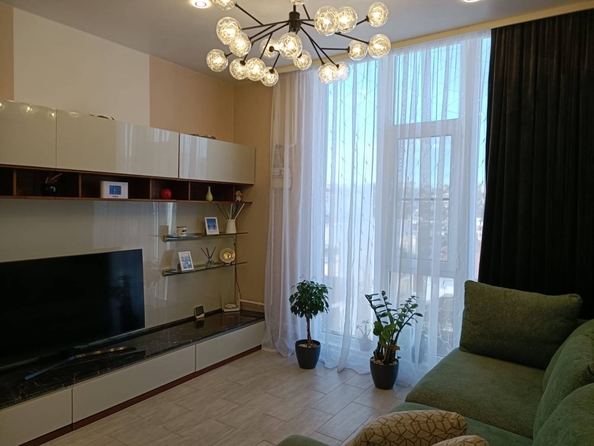 
   Продам 2-комнатную, 59 м², Молодогвардейская ул, 2/79

. Фото 3.