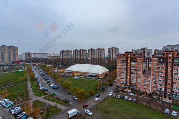 
   Продам 2-комнатную, 59.4 м², Домбайская ул, 10

. Фото 16.