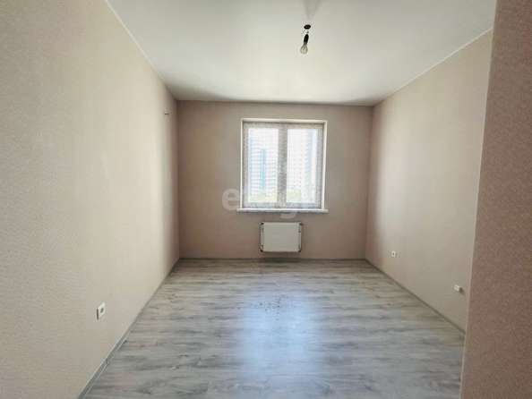 
   Продам 1-комнатную, 32 м², Воронежская ул, 47д

. Фото 1.